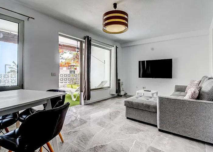 Aurora Los Cristianos (Tenerife)